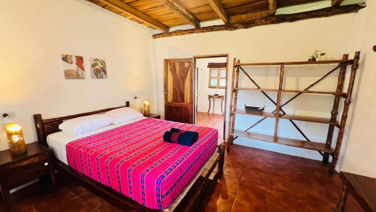 Paredon Surf House Hotel El Paredon Buena Vista Exterior photo