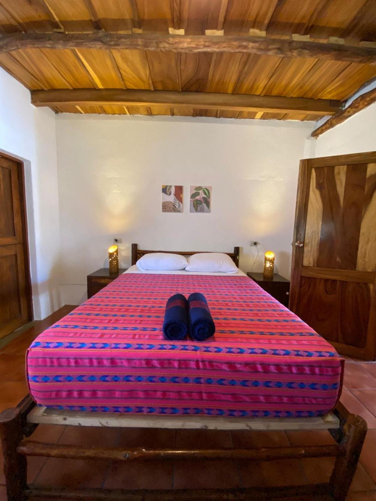 Paredon Surf House Hotel El Paredon Buena Vista Exterior photo